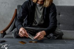 drømmer om narkotika